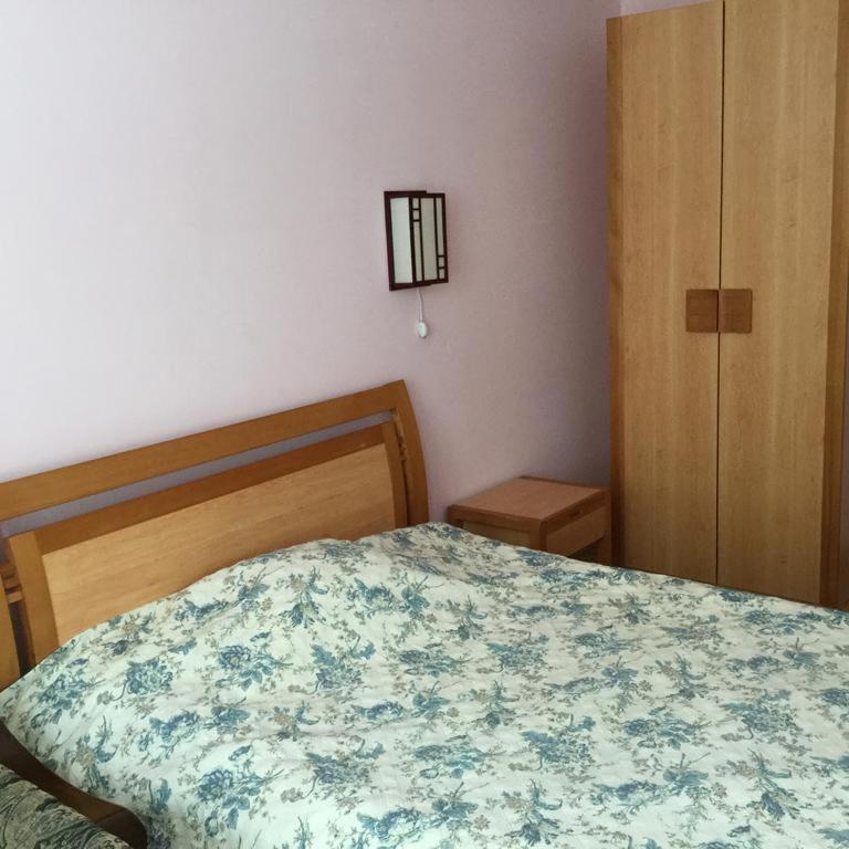 Hostel Edem Bishkek Tokoldosh Zewnętrze zdjęcie