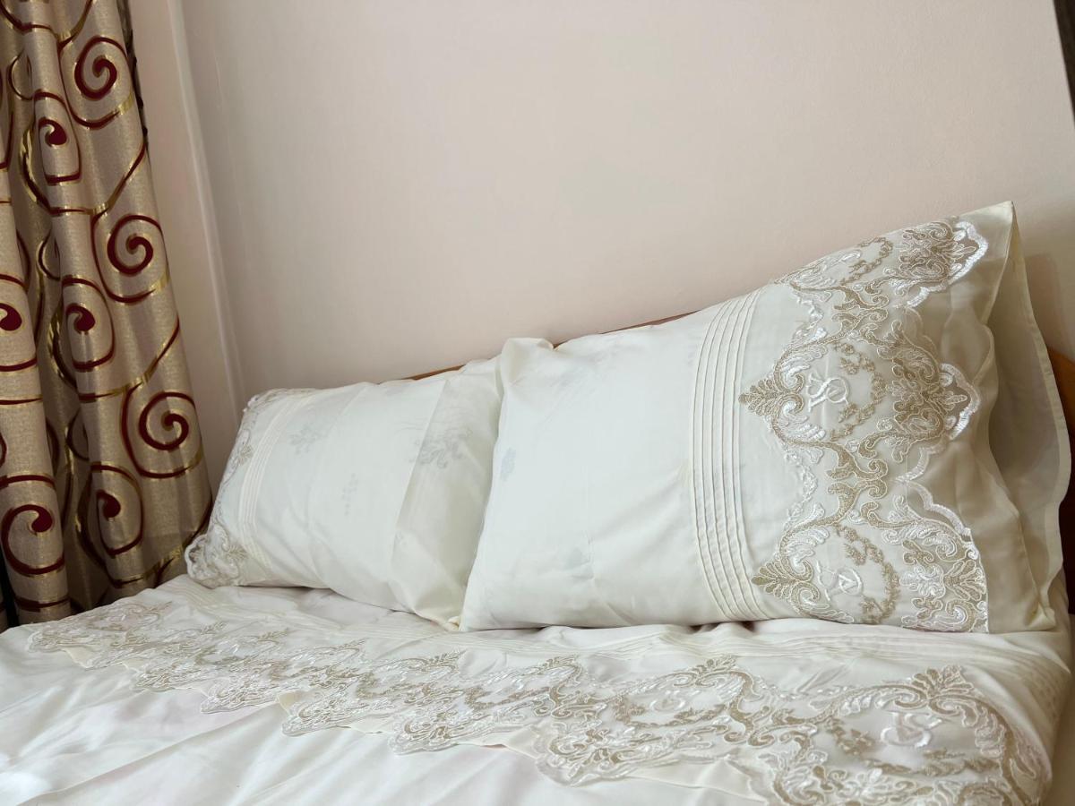 Hostel Edem Bishkek Tokoldosh Zewnętrze zdjęcie