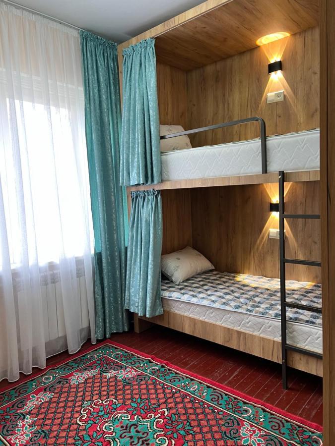 Hostel Edem Bishkek Tokoldosh Zewnętrze zdjęcie